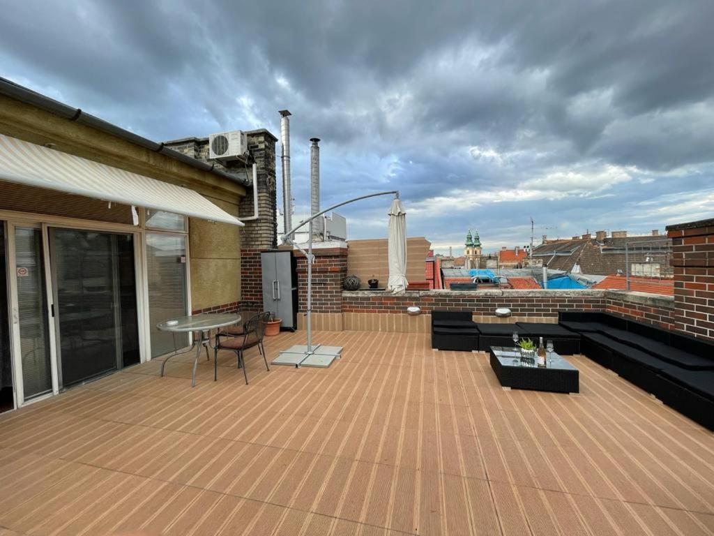 Budapest Penthouse - Jacuzzi - Big terrace Budapesta